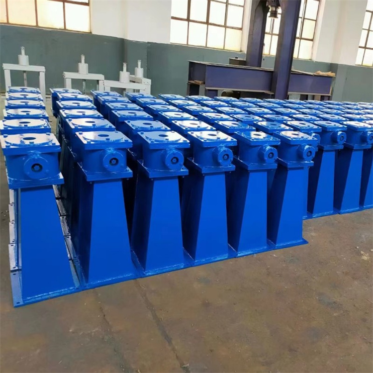 QLC type side swing screw gate hand operated hoist can be used for small-scale water conservancy and farmland irrigation