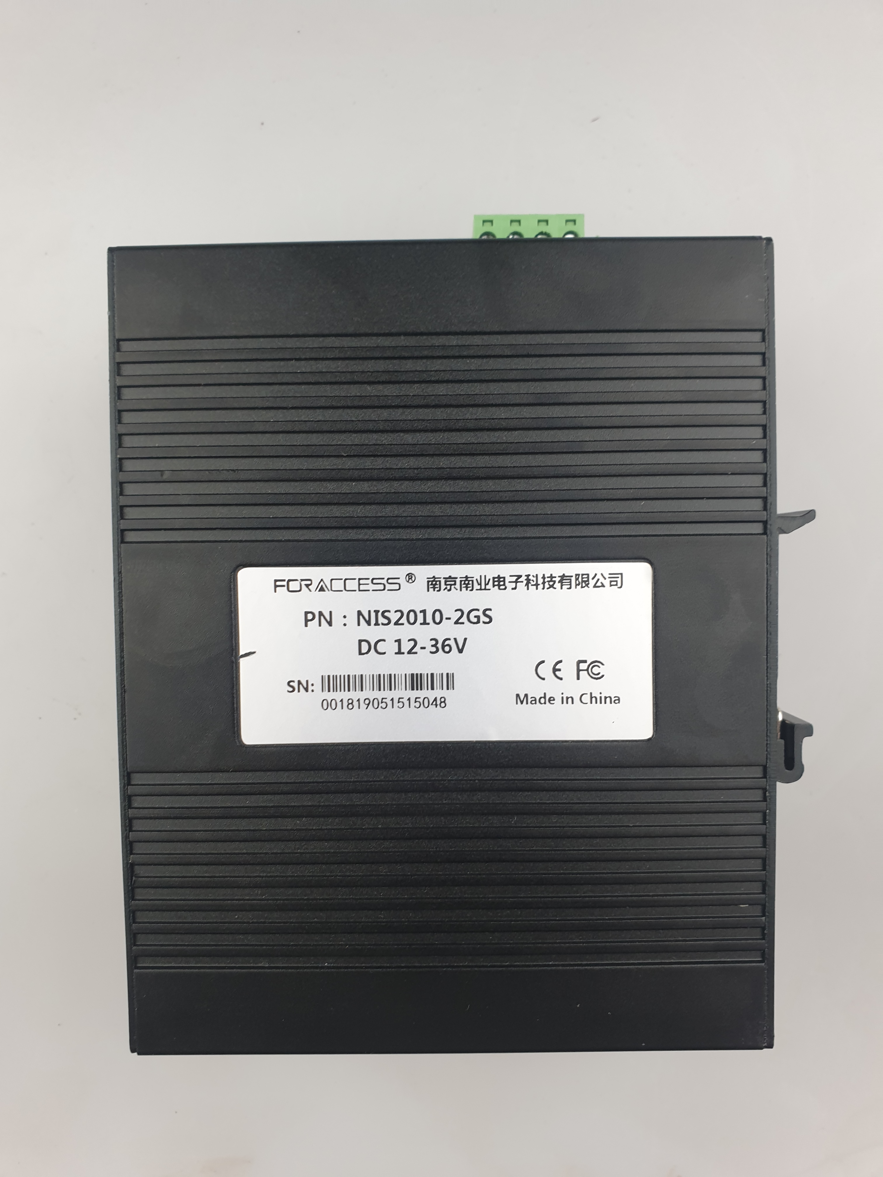 NIS2010-2GS Full Gigabit 2 Optical 8 Electrical Ethernet Industrial Switch Non Managed Rail Mount