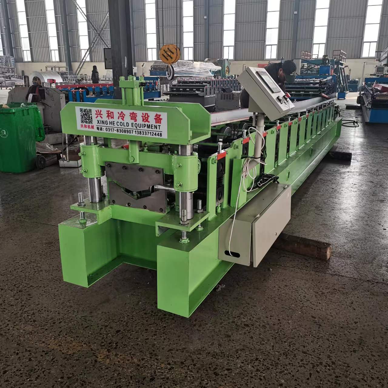 Color steel roof ridge tile equipment, fully automatic and high configuration single layer tile pressing machine, customized foreign pressing plate equipment