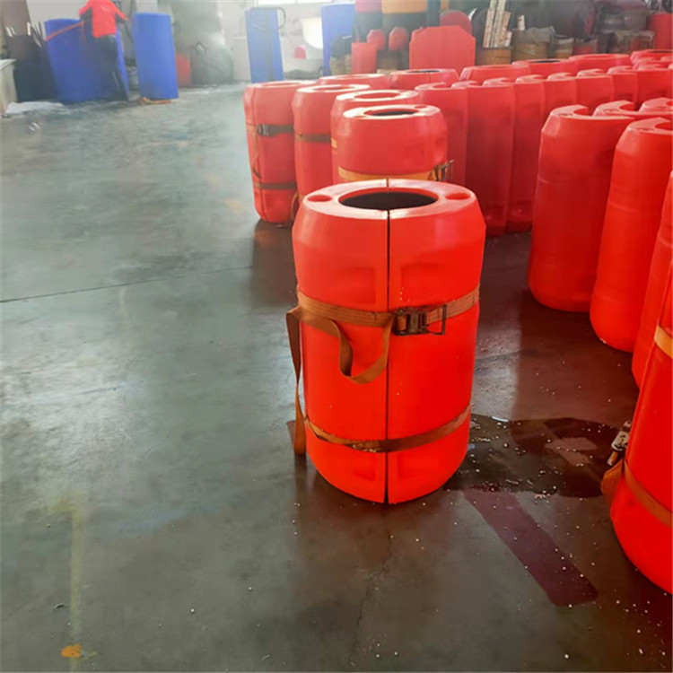 Dredging and sand suction vessel, water pump pipeline, float, clamp type float, Bertay plastic float