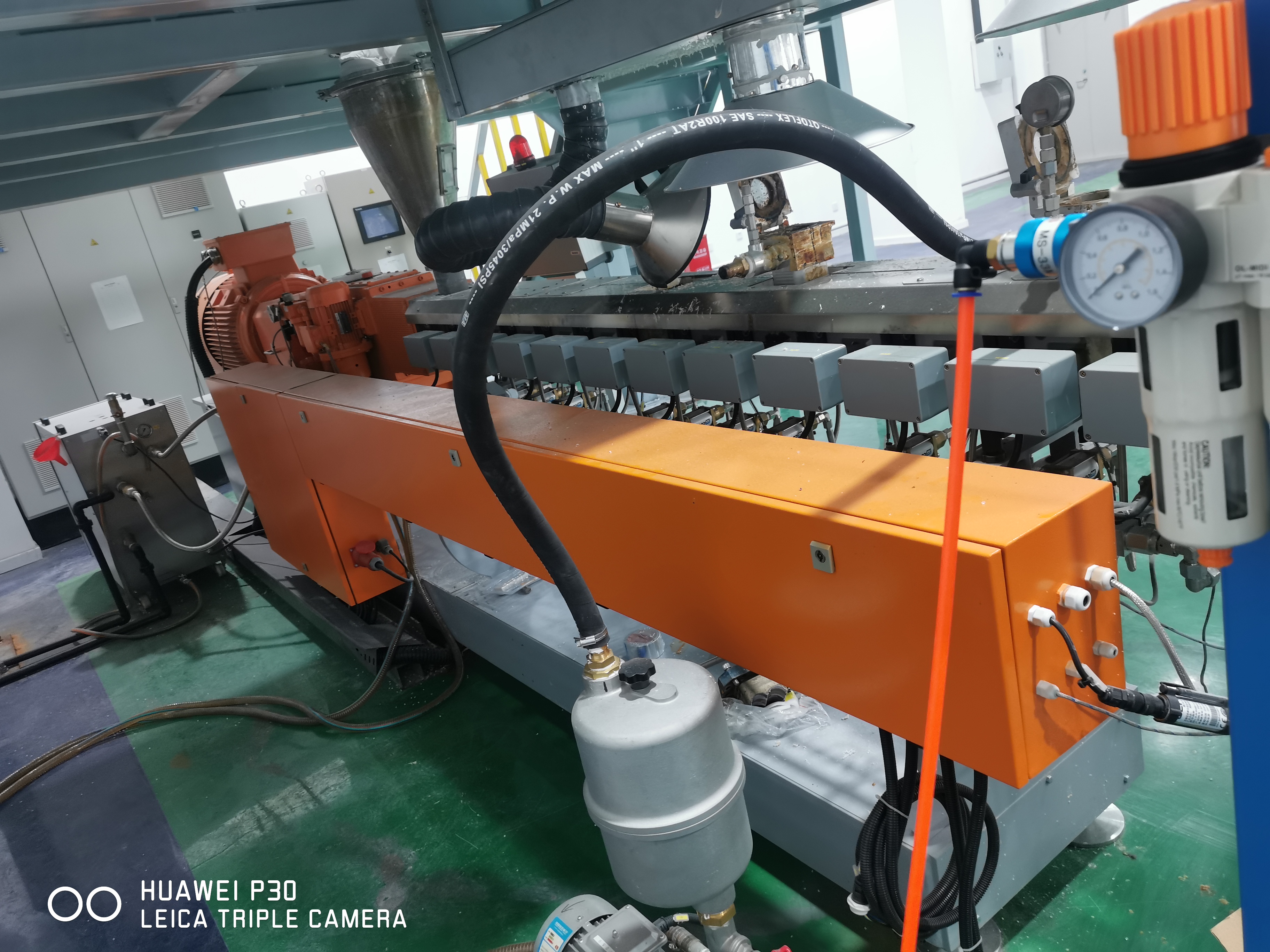 Complete set of equipment for nylon shavings granulation on the production line of elastic granulation machine waterstop