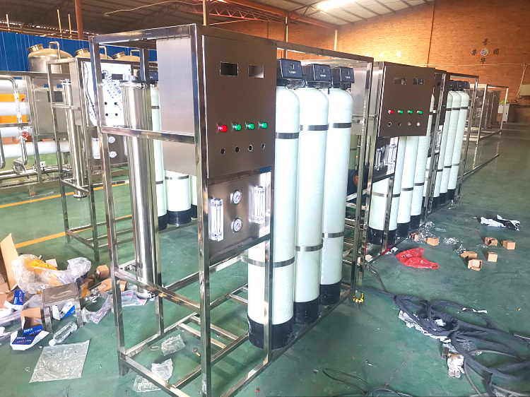 Heating laundry softening and water purification equipment, intelligent comprehensive heating company's soft water treatment device