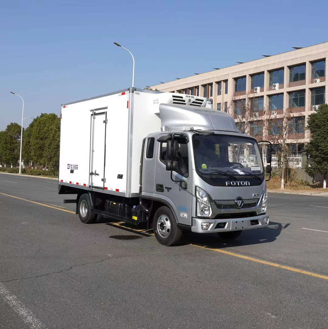 Futian Aoling 4-meter Small Refrigerated Truck Fruit and Vegetable Frozen Food Delivery Truck Can Be Equipped with Meat Hook