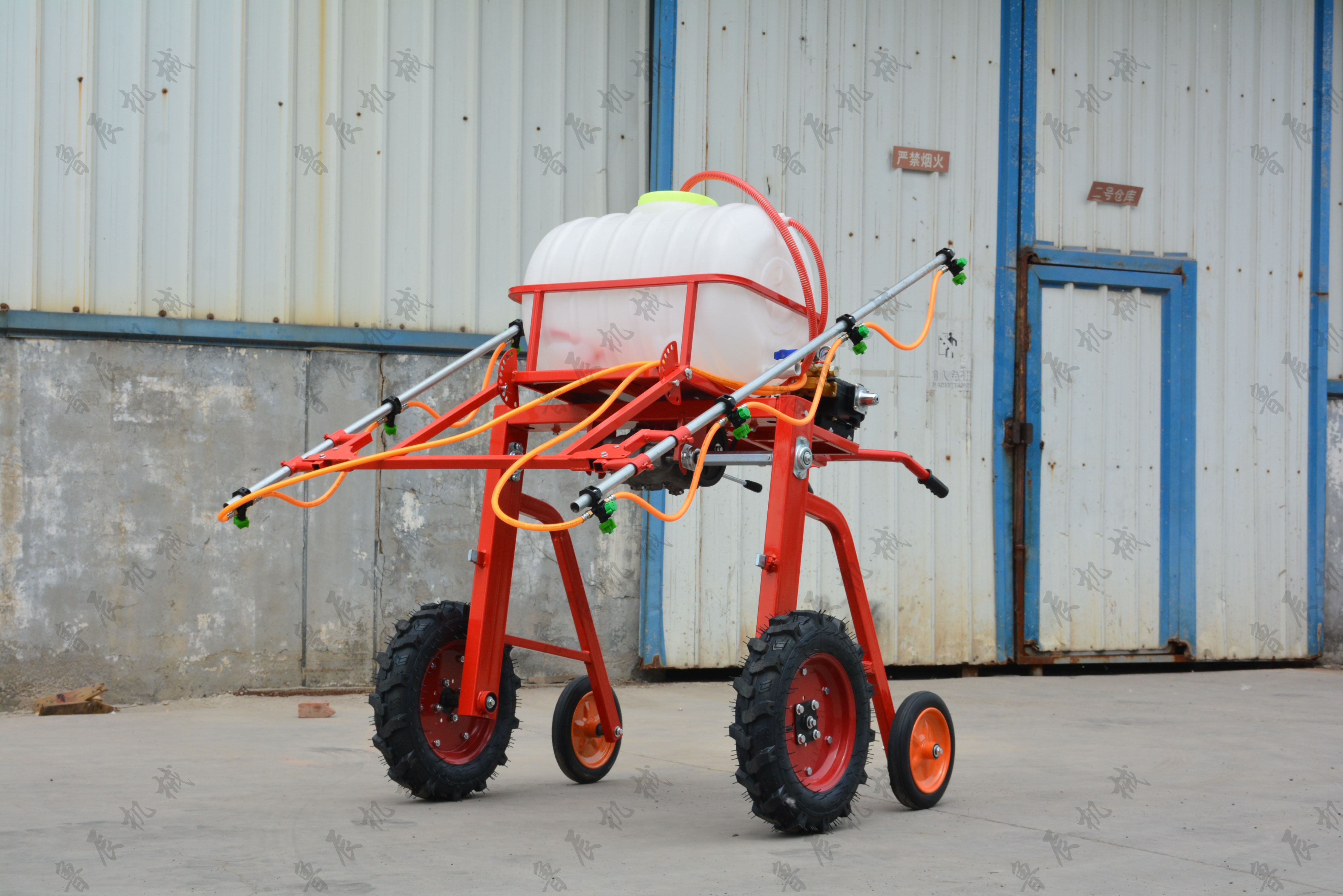 New agricultural spray with power sprayer suitable for various crops