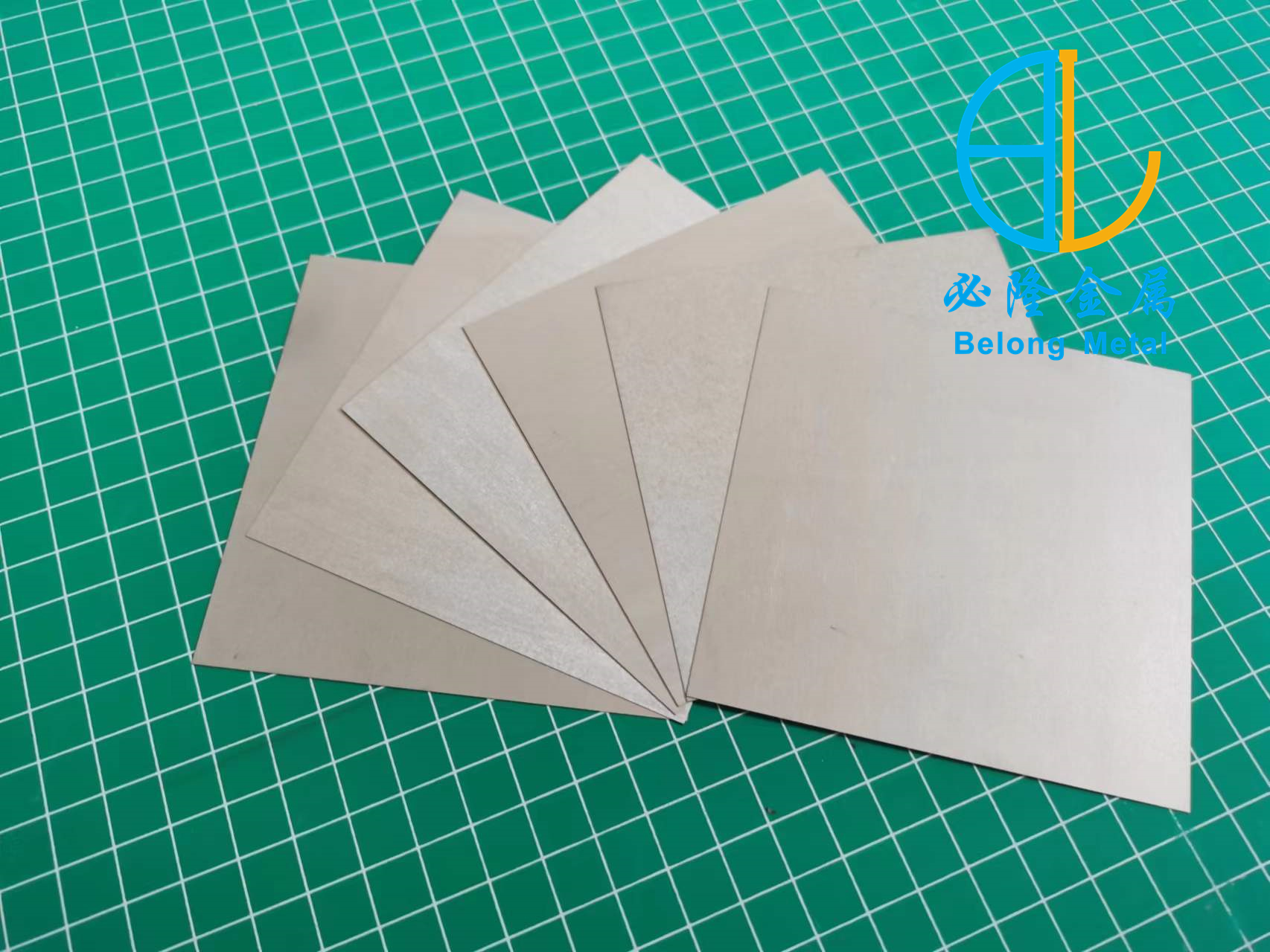 Flat pure tungsten thin tungsten sheet with bright surface, tungsten flat foil material, can be processed by zero cutting stamping