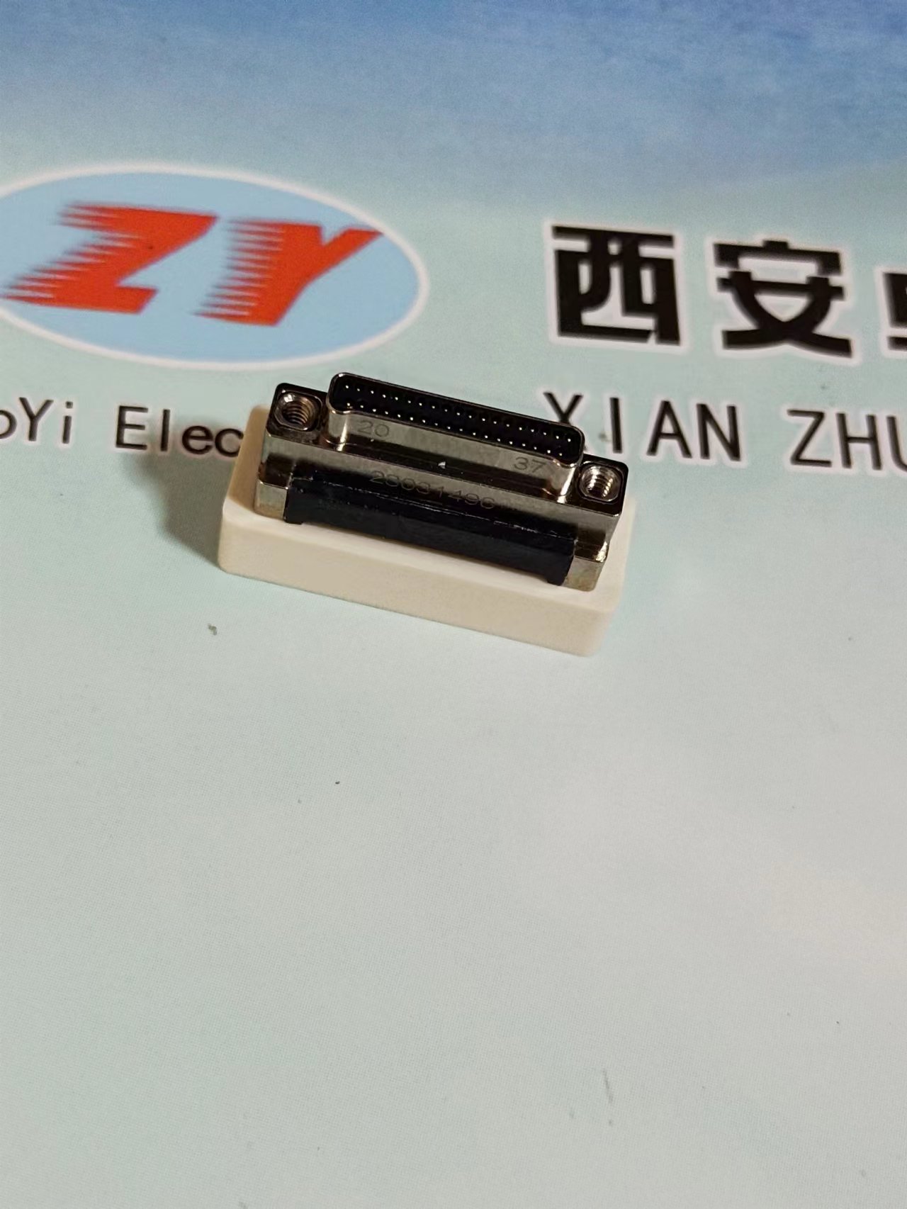 Zhuoyi ZY micro moment electrical connector with connecting nut J63A-2D2-051-221-TH, customizable