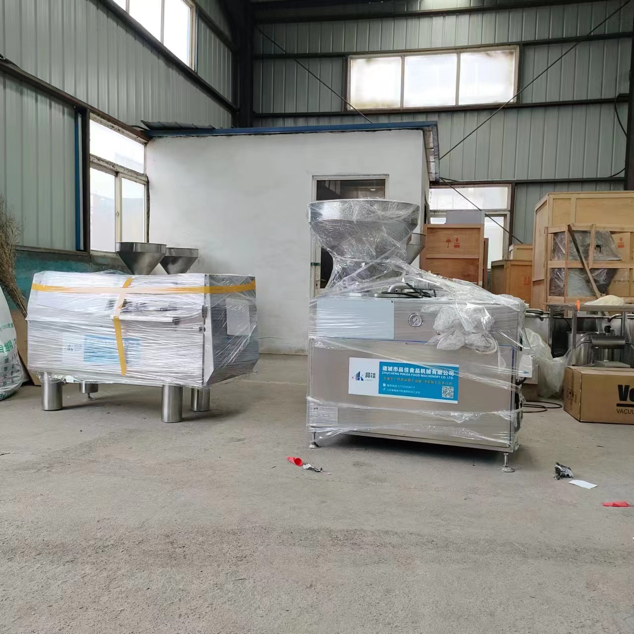 Red sausage processing equipment, complete set of authentic sausage and sausage equipment, roasted sausage and sausage machinery factory