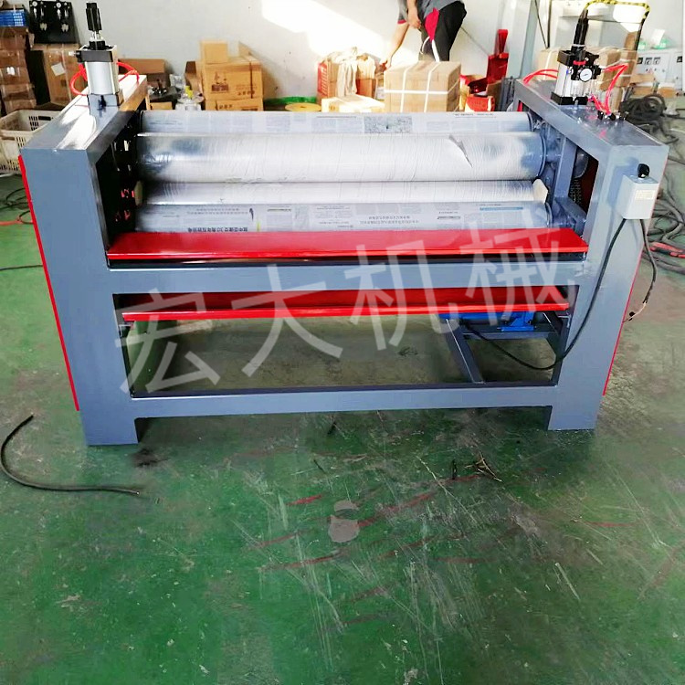 Single side calcium silicate board gluing machine, even gluing, no glue leakage, good glue quantity, control of its own adhesive film Pouch laminator