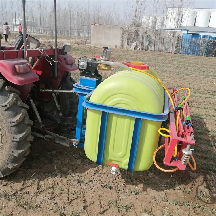 1 meter height corn sprayer, self-propelled three wheel sprayer, adjustable wheel base