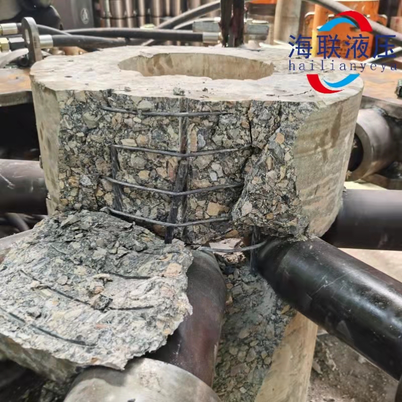 The cement hydraulic pile breaker for circular and square piles of bridges supports customization