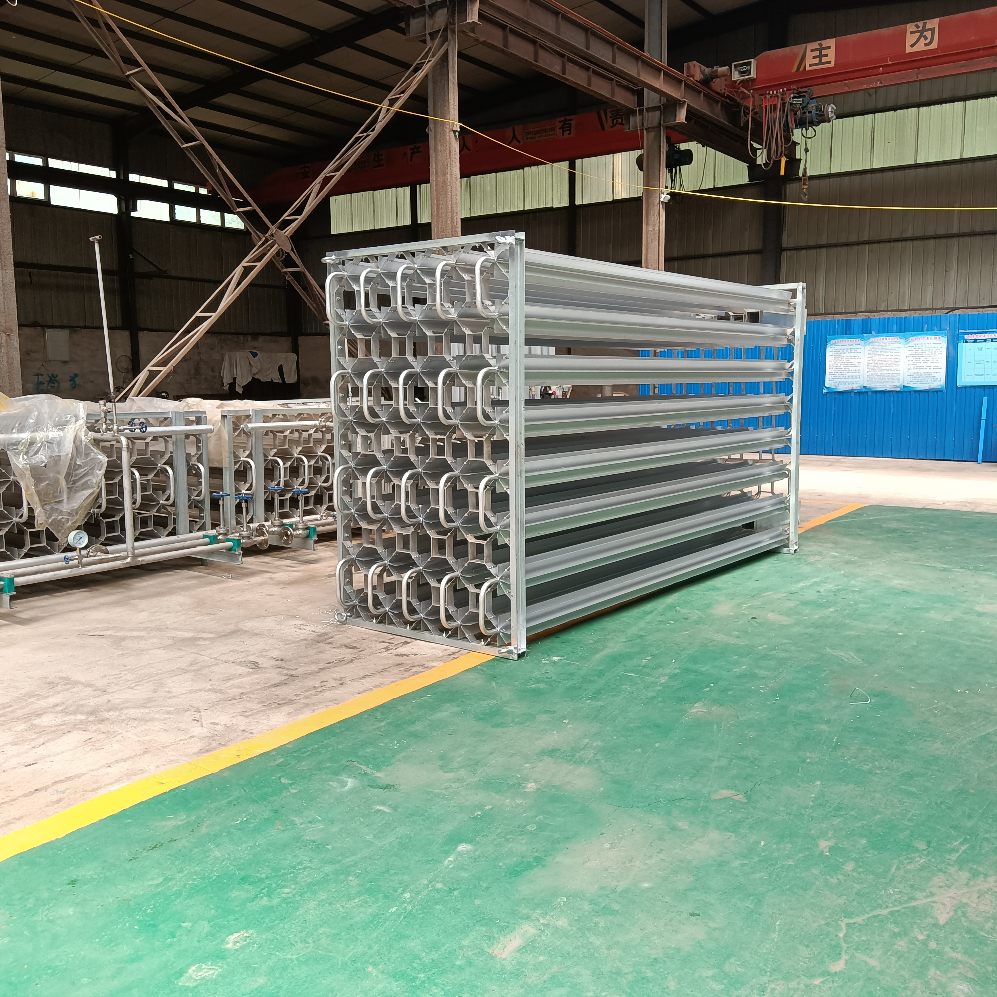 Supply 500 cubic meters of air heated vaporizer, lng vaporizer, aluminum alloy material, thickened fins, stable performance