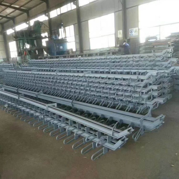 GQF桥梁伸缩缝 调节车辆荷载与建筑材料引起的上部结构位移和联结