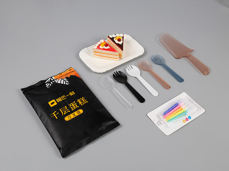 Disposable tableware set combination three in one plastic Birthday cake knife, fork and spoon can add logo