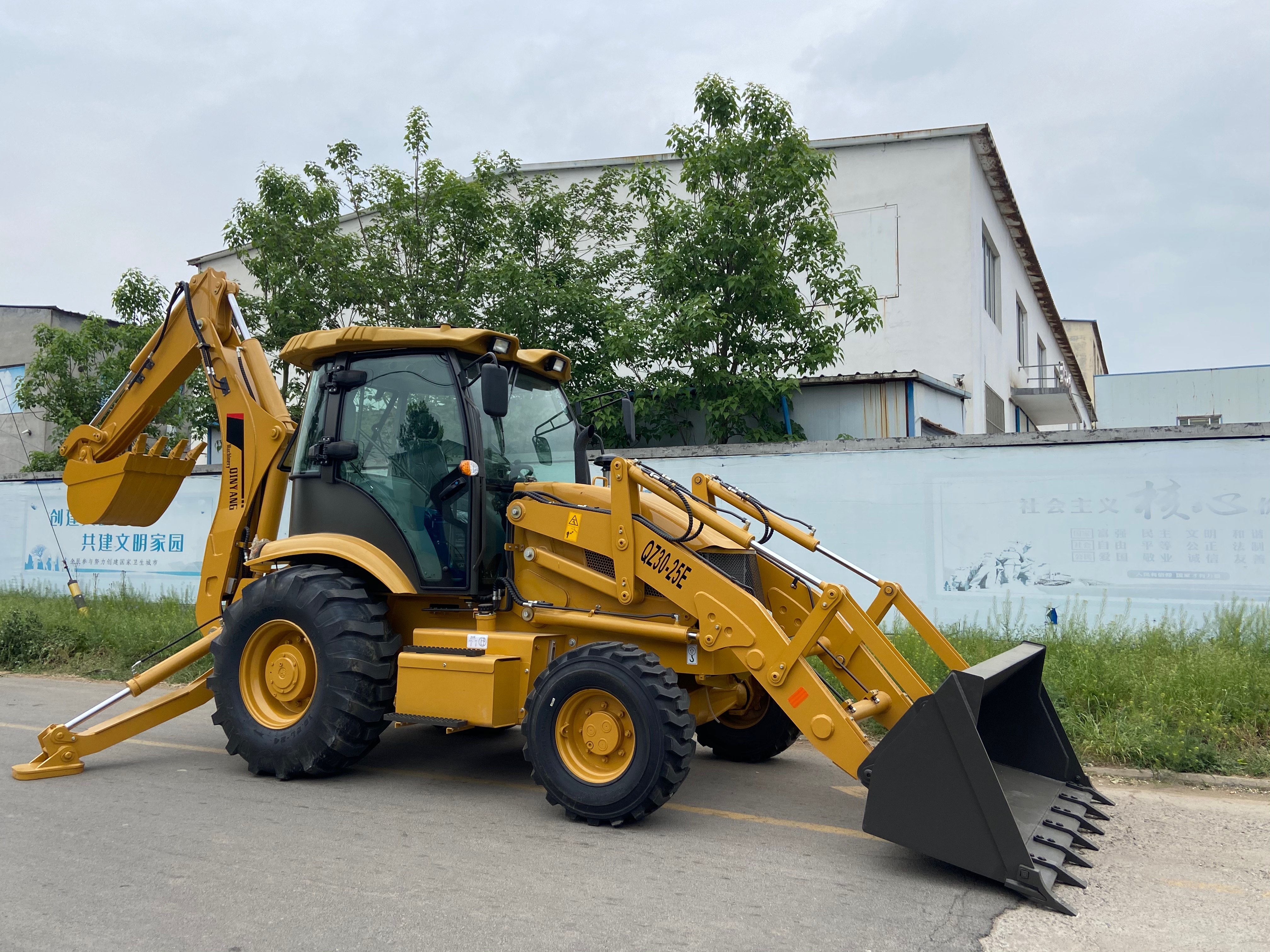 Export Type QY388 Excavator Loader, Shovel Excavator Integrated Machine, Multi functional Wheeled, Busy at Both Ends