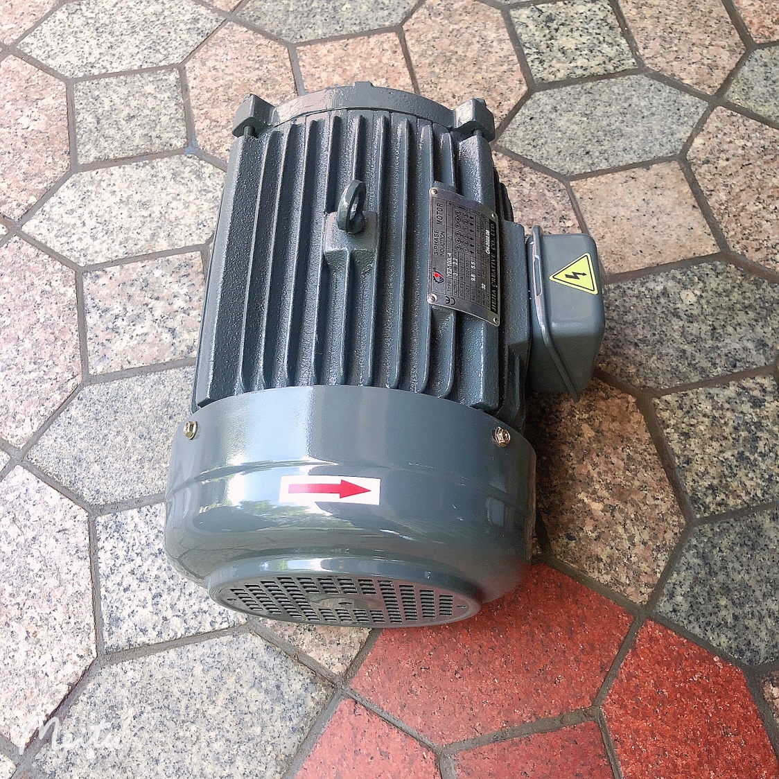 JIEJIA plug-in vertical horizontal 0.75KW1.5KW2.2KW3KW oil pump motor