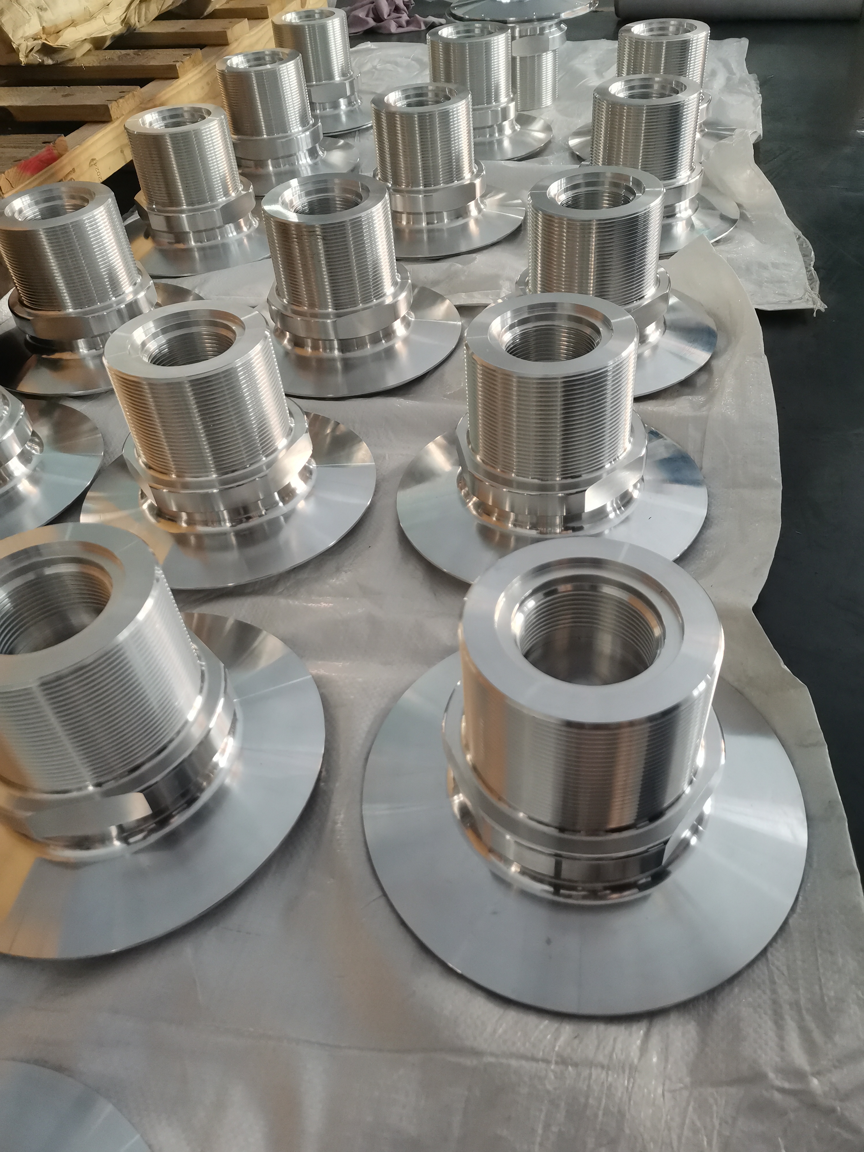 Free design of rotational molding molds, original production and manufacturing of rotational molding tools, air amplifiers