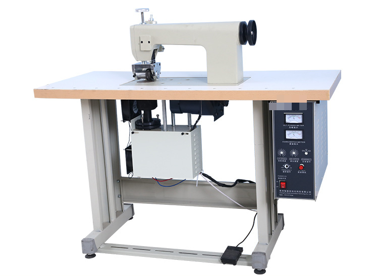 High speed ultrasonic non-woven fabric printing logo plastic belt decoration decorative strip semi-automatic lace machine embossing machine