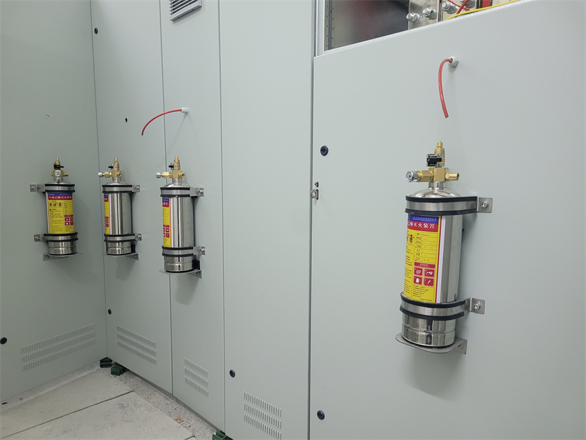 Special automatic flame extinguishing system for distribution cabinets, high and low voltage complete switchgear, perfluorohexane fire extinguishing device