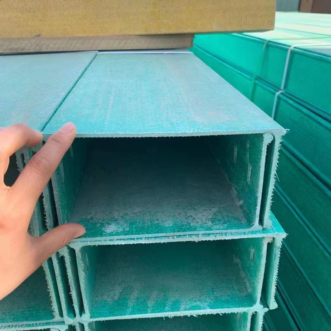 Zhanrui fiberglass ladder type cable tray, green tray, 300 * 150 fireproof cable tray, large-span wiring duct