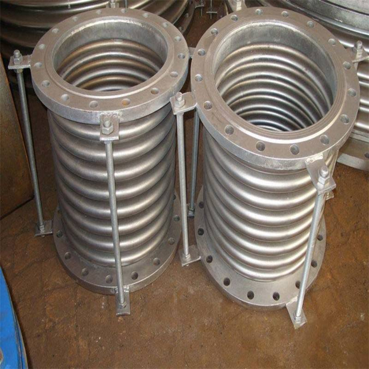 Hanke supplies corrugated expansion joints, stainless steel high-pressure compensators, and expansion joints in stock