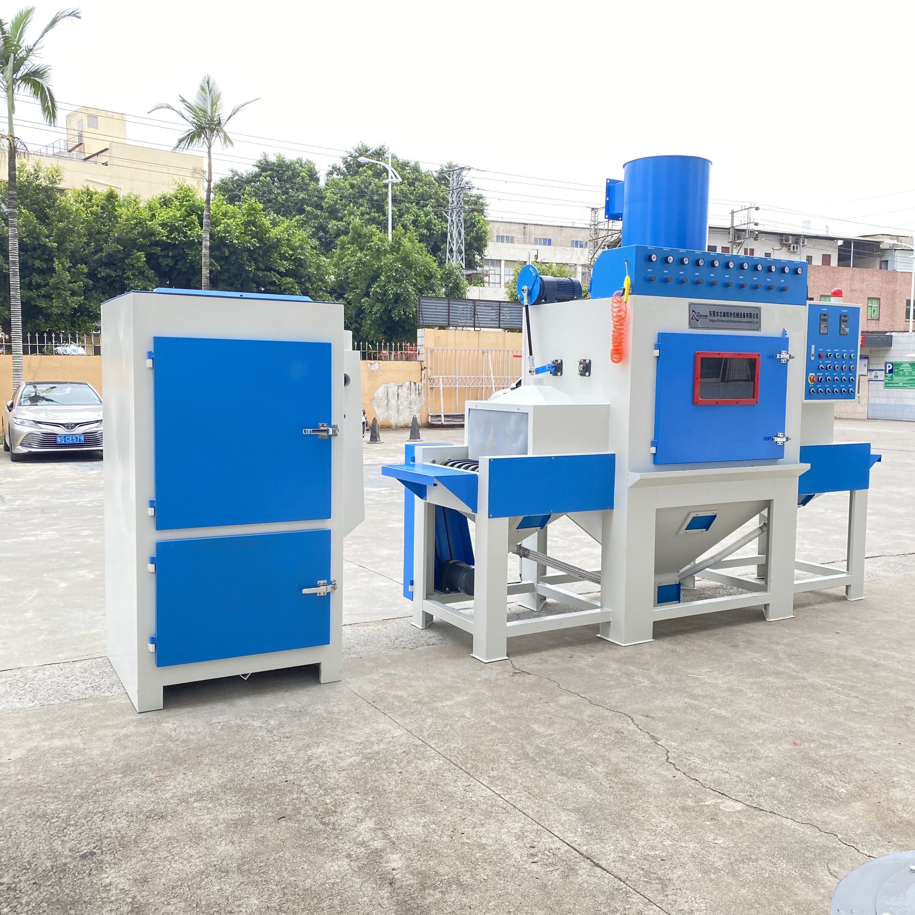 Fully automatic sandblasting machine, hardware accessories, surface treatment, processing, rust removal equipment, customized conveyor sandblasting machine