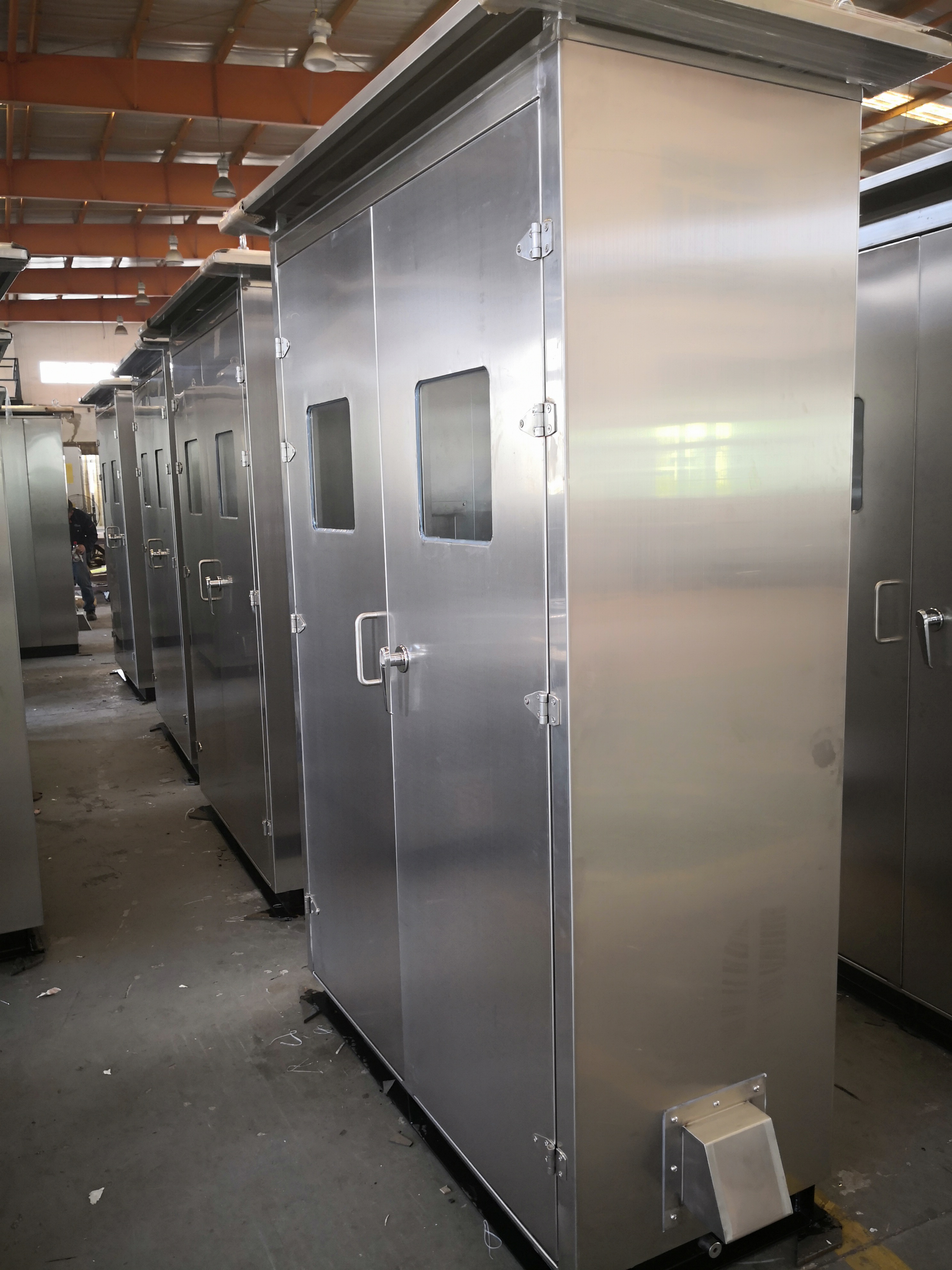 Stainless steel chassis cabinet, aluminum alloy non-standard cabinet design, customized Pangyi metal products