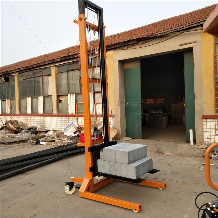 Electric brick loader elevator, hydraulic lifting platform, no need to move bricks at high places