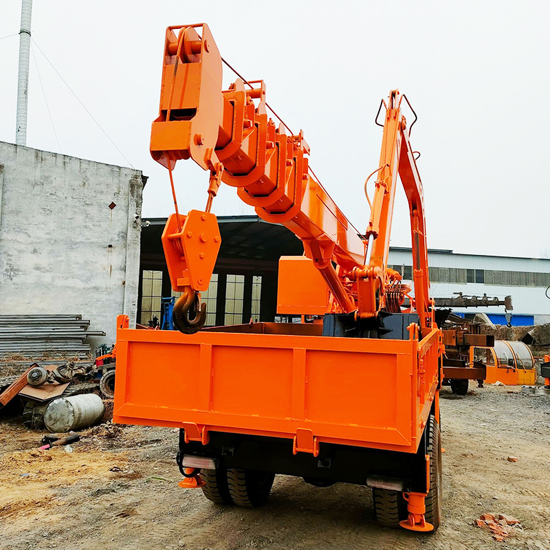 Four different types of lifting and grabbing integrated machine, agricultural four-wheel drive garden self dumping and transportation, one machine, multi-purpose flexible wood grabbing and steel grabbing machine