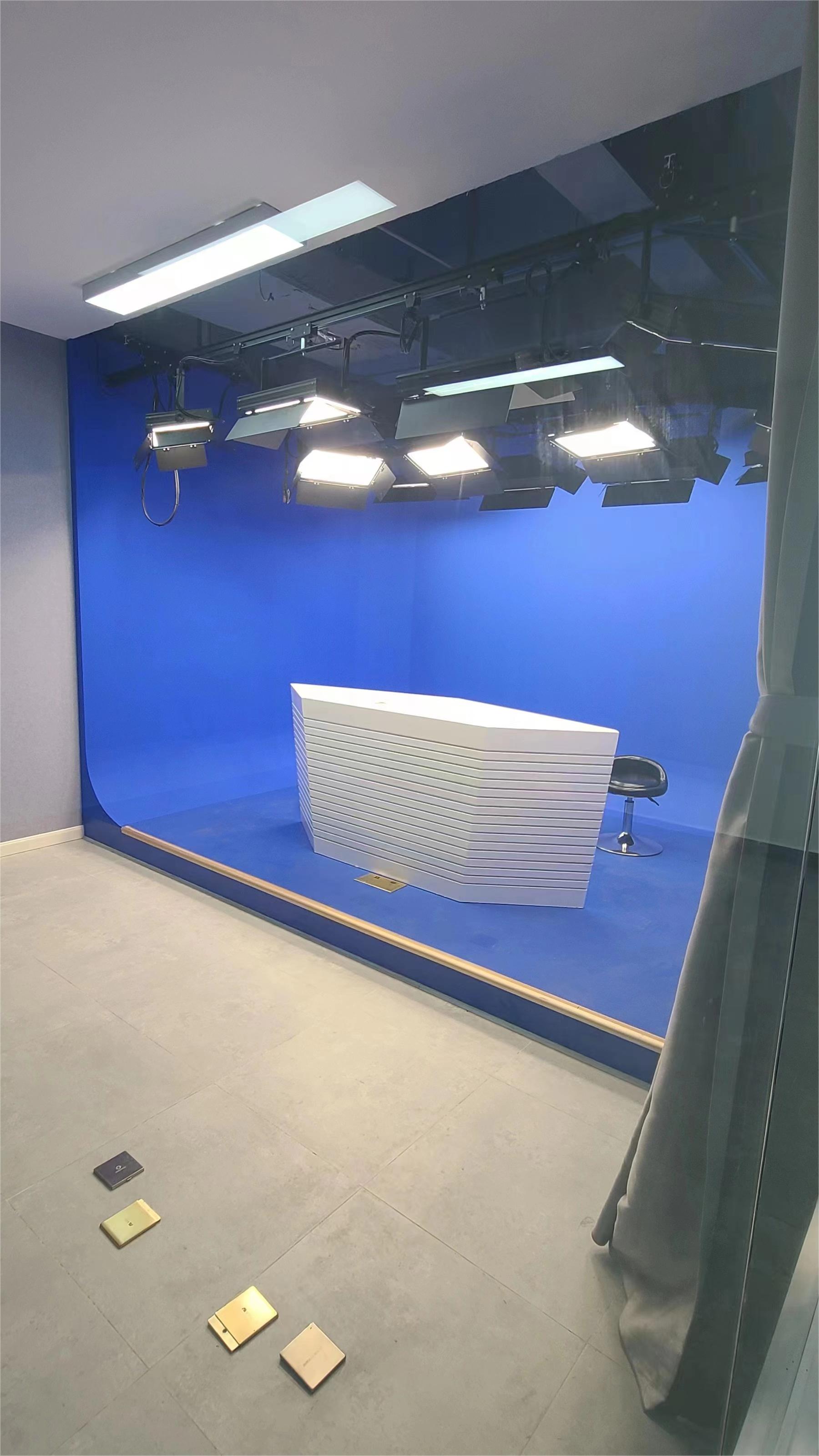 A complete set of integrated media equipment for the construction of virtual studio solutions for campus TV station engineering