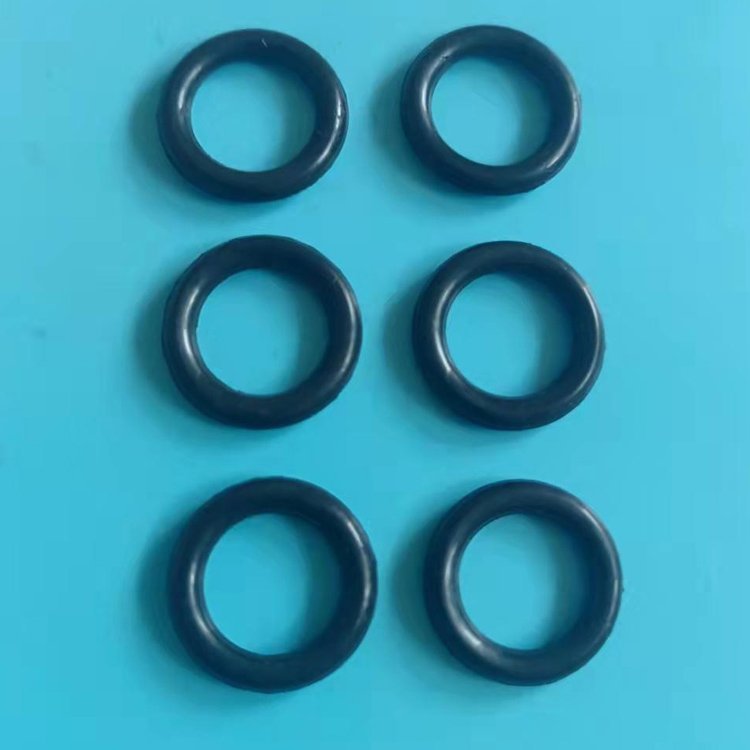 Xincheng manufacturer supplies fluorine rubber rings, fluorine rubber sealing rings, and customizes fluorine rubber products according to needs