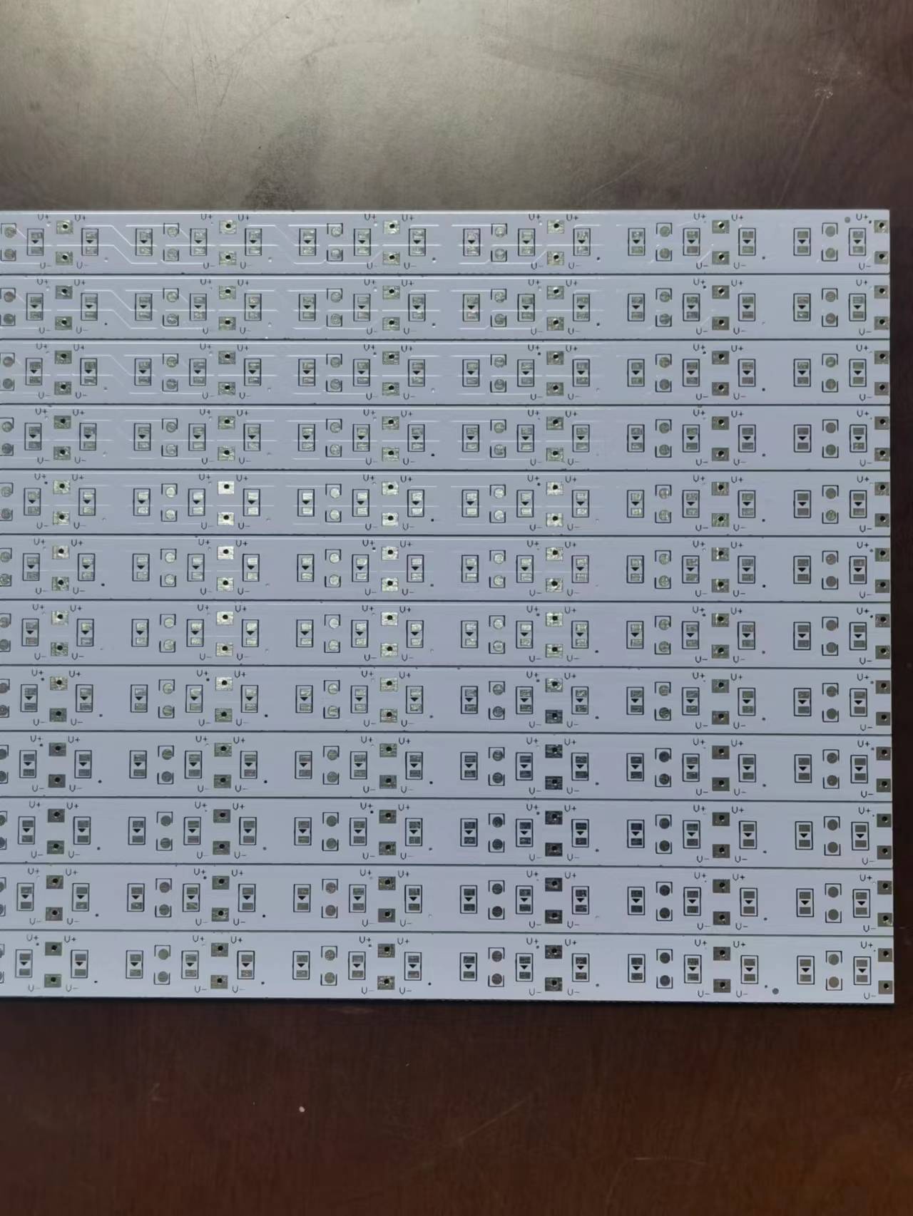 Ultra long double-sided multi-layer fiberglass board circuit board SMD PCBA semi-finished LED wall washing lamp electrical PCB circuit board