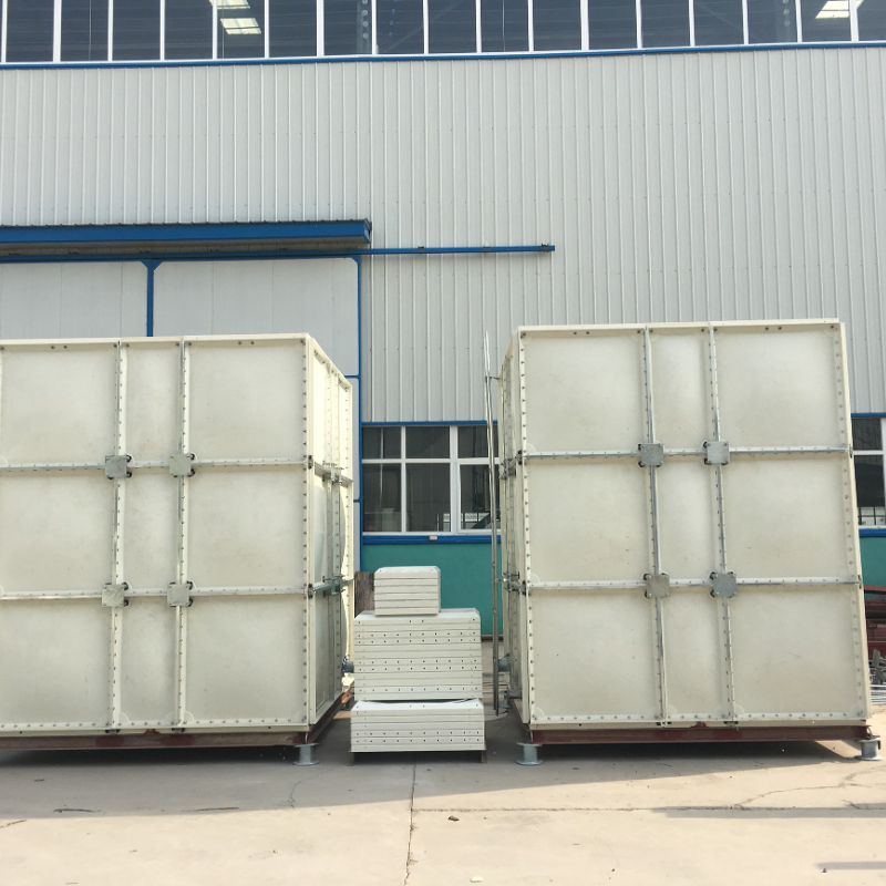 Glass fiber reinforced plastic water tank manufacturer's fire water storage equipment, prefabricated square water storage tank for roof fire protection