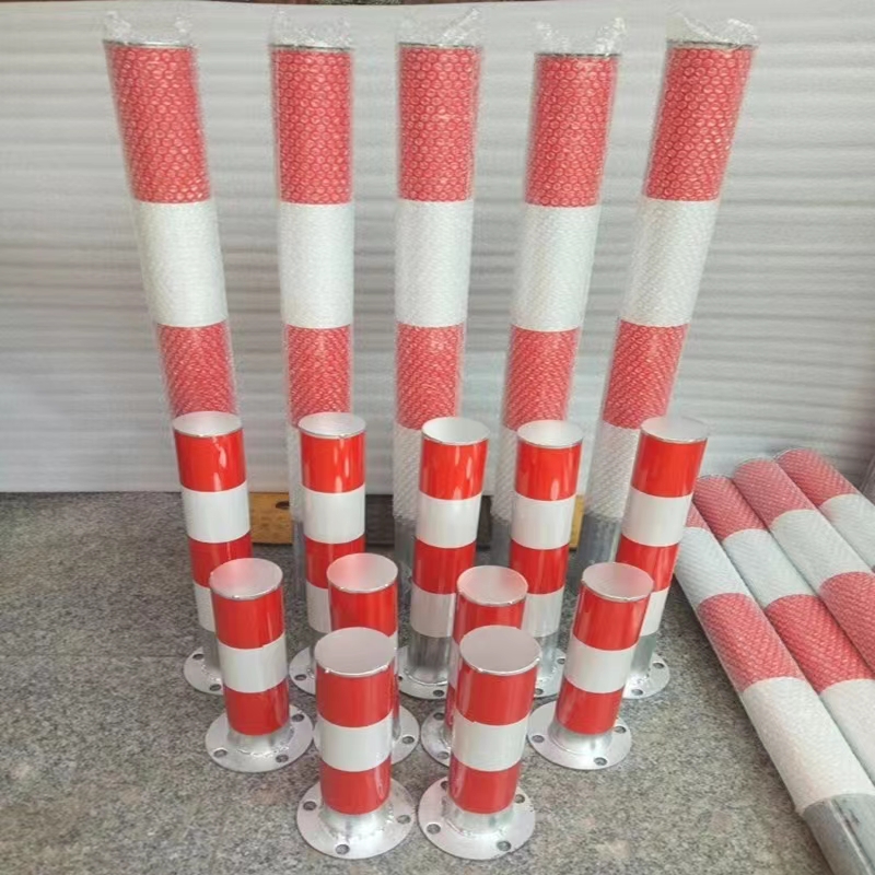 Yellow and black warning piles for village road isolation, buried reflective steel pipe warning columns, anti-collision columns, fixed isolation piles