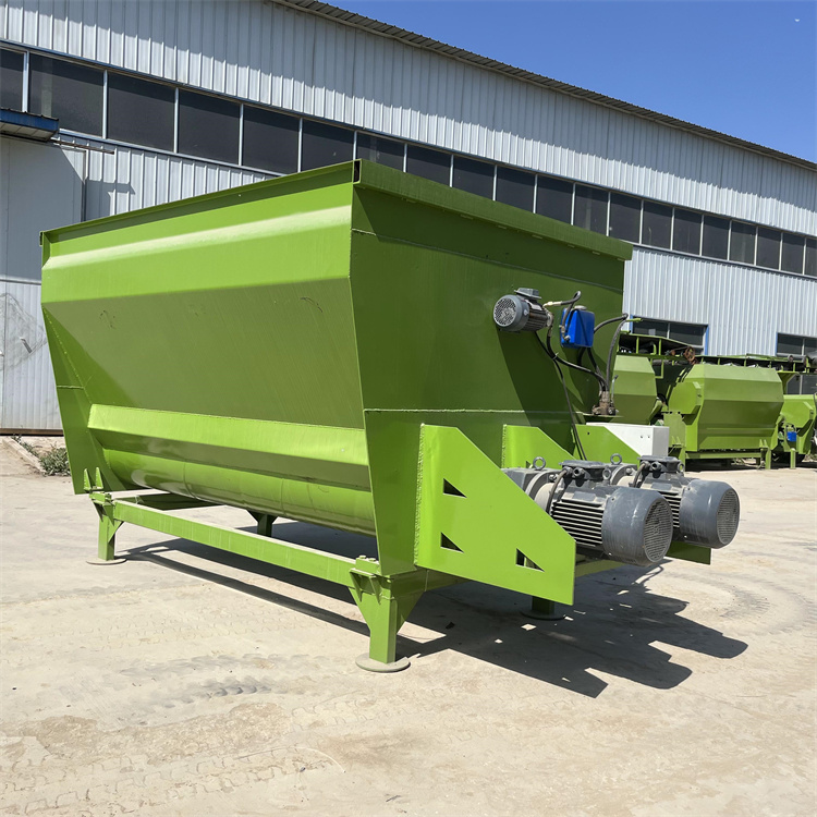 Dual axis 12 square meter feed mixer for livestock feeding, straw crushing mixer, TMR cattle farm ration preparation machine