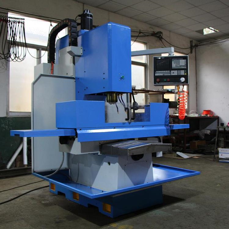 Yuntai Machine Tool XK7124 Small Fully Automatic CNC Milling Machine Semi-proof Machining Center