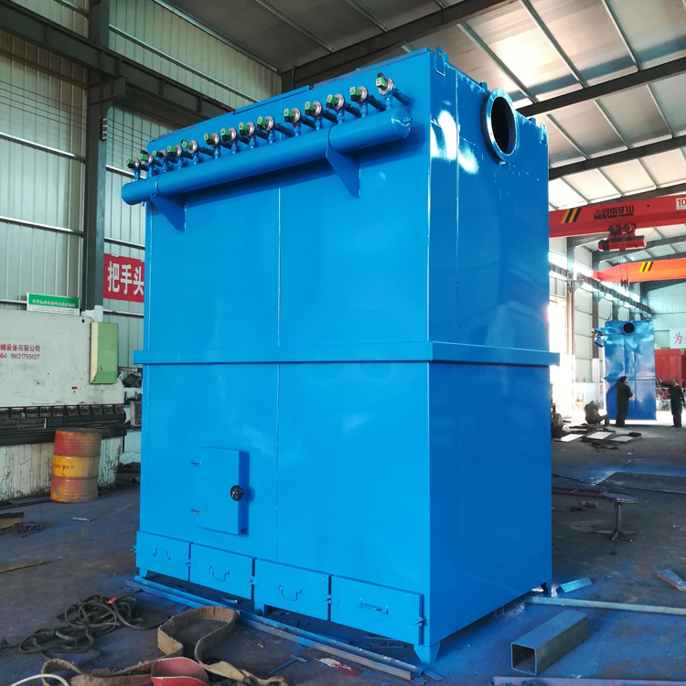 Baotai pulse bag dust collector 48 bags single machine bag dust cyclone desulfurization and dust removal equipment