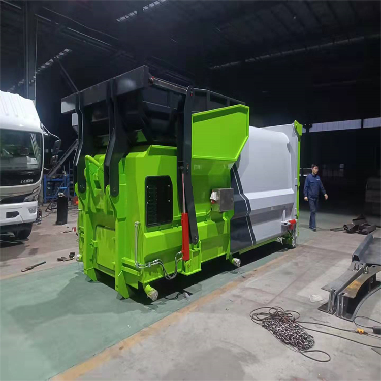 Dongfeng Tianjin carriage detachable garbage truck is easy to operate and can be used with a mobile station