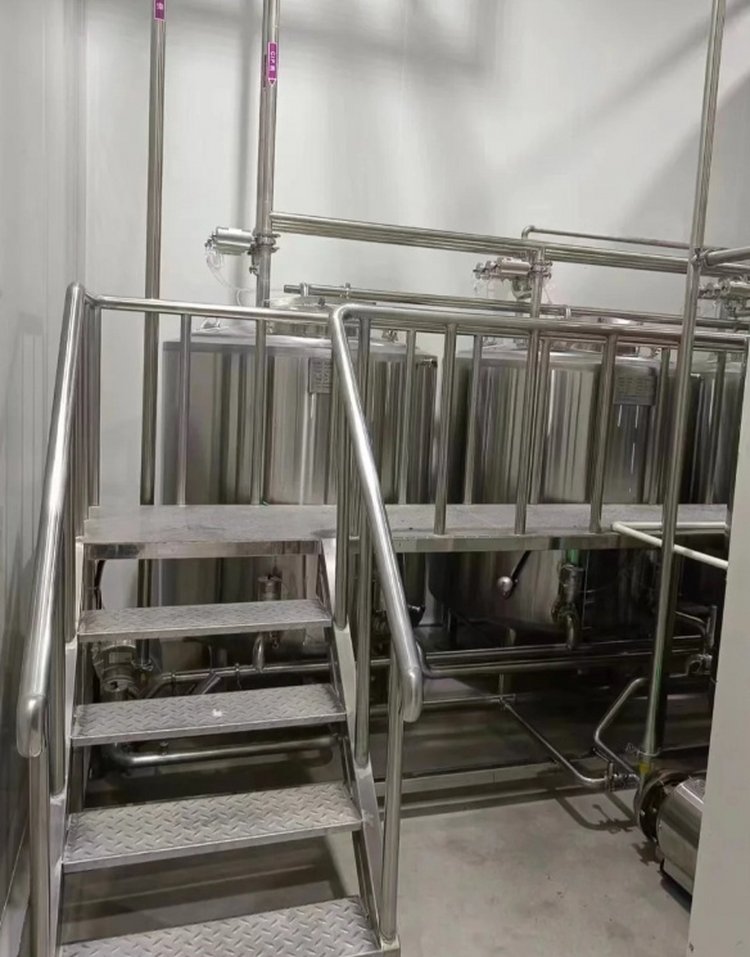 德汇1000L 小型酒坊酿酒设备 不锈钢 糖化发酵系统 可定制