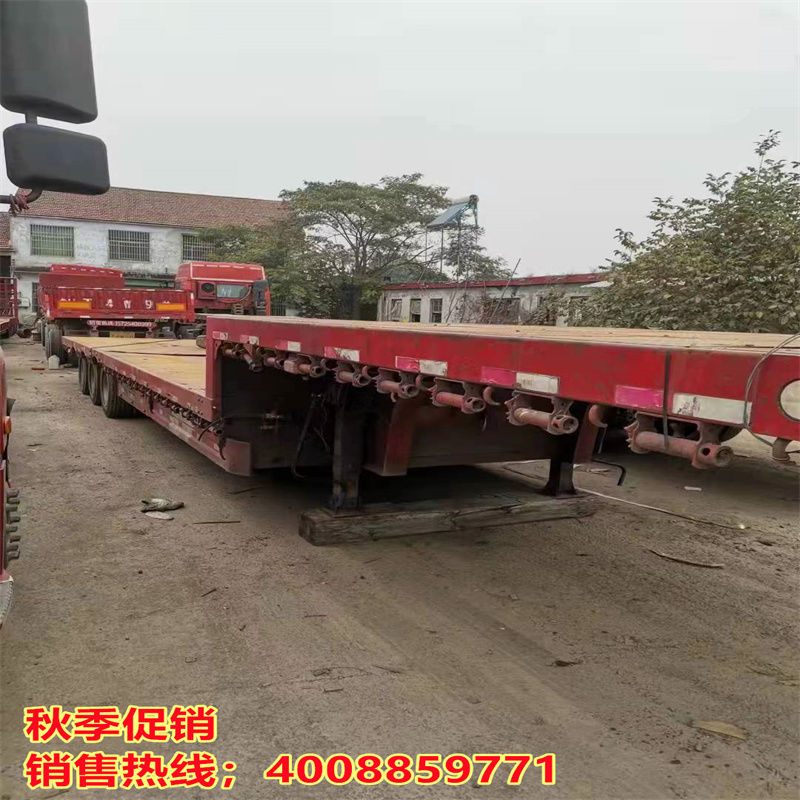 Sell 17m, 5m, 3m, lightweight, low flatbed semi-trailer 13m, 75m, front and rear equal width flatbed semi-trailer truck