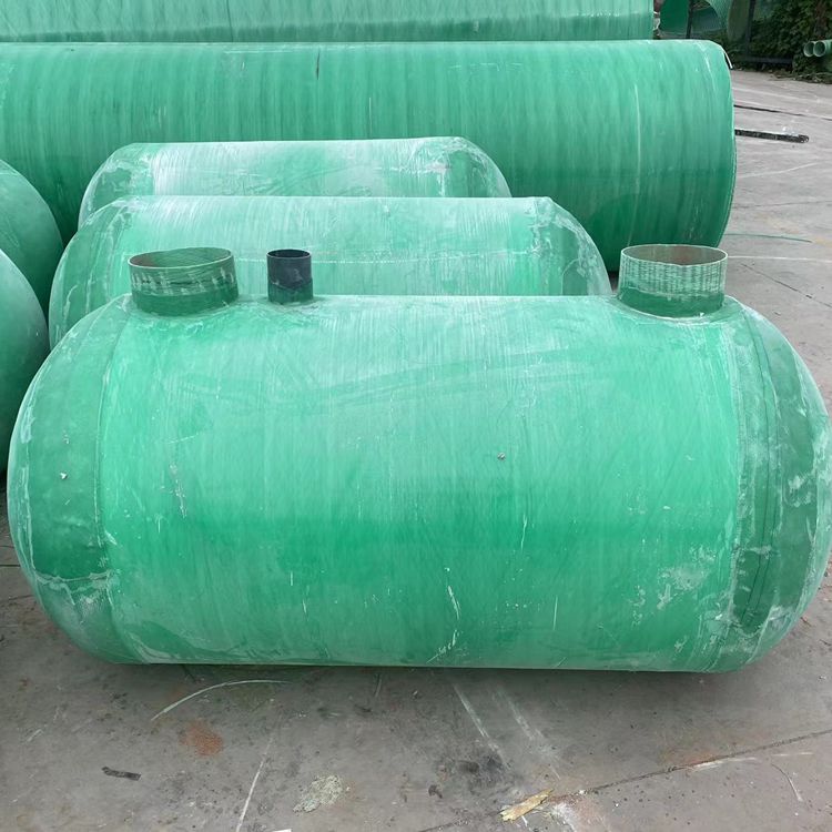 Shunfei 1-100 cubic meter wrapped fiberglass three grid septic tank, new rural household integrated sewage sedimentation tank