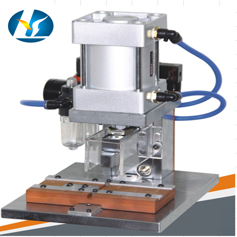 Liyao crimping and riveting machine crimping and riveting 40P cable head 60P 4P