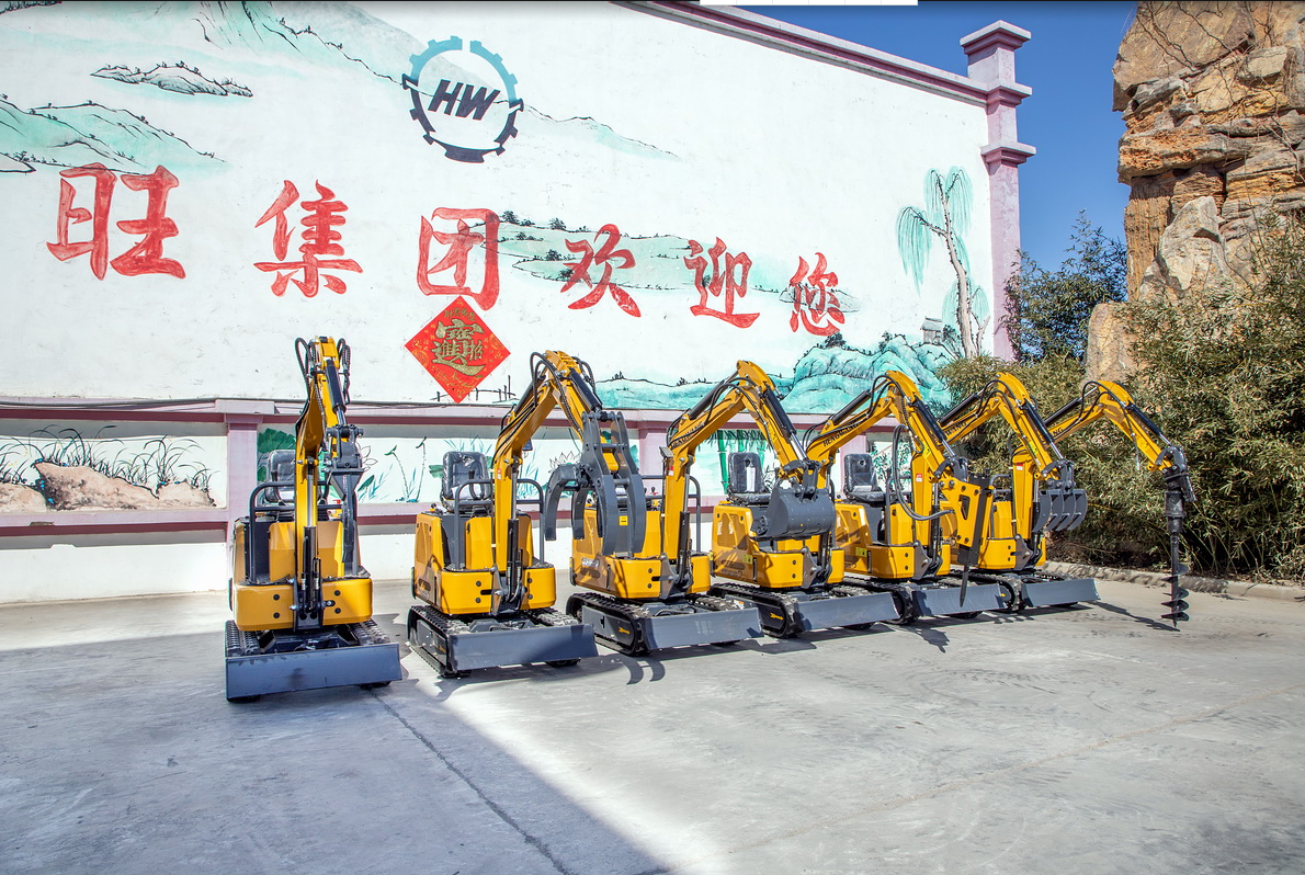 Multifunctional excavator can be used to excavate pipeline trenches in orchards and greenhouses, and various auxiliary tools can be replaced