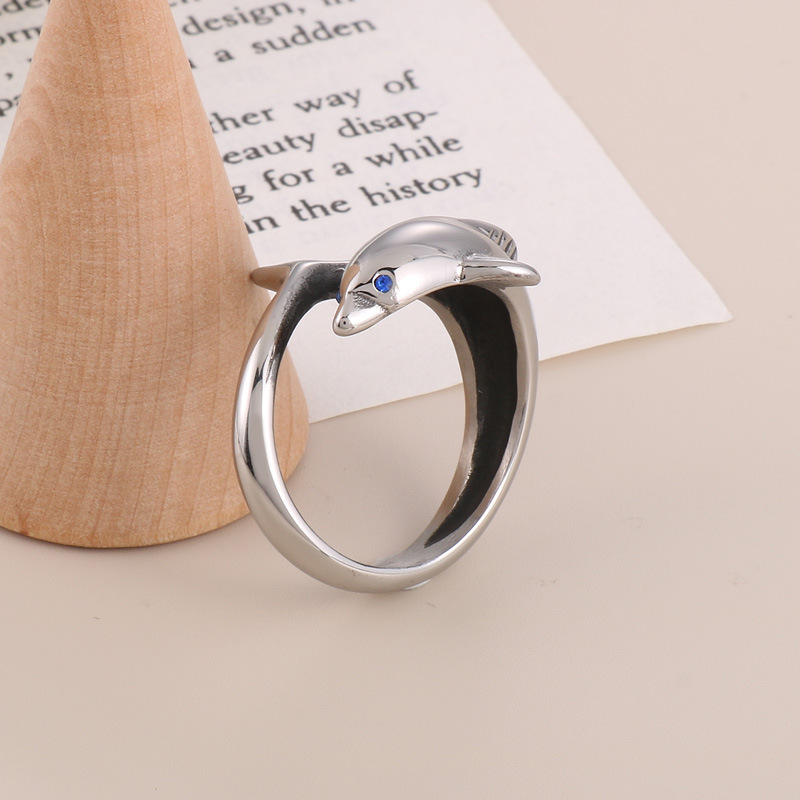 Original Factory Creative Stainless Steel Small Animal Men's Ring Titanium Steel Tidal Blue Eyed Dolphin Ring for Friends