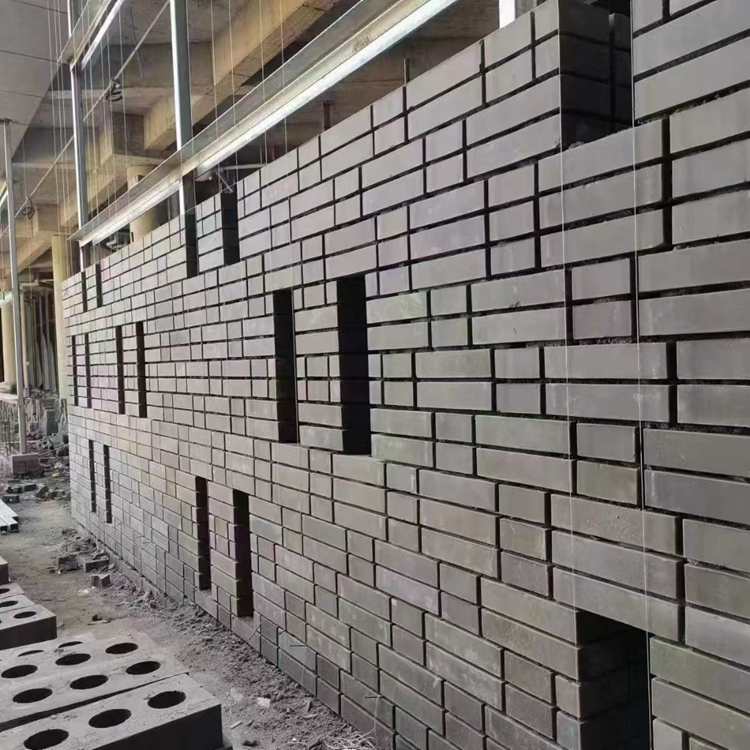 Irregular clay hollow brick, clear water wall, gray block brick, bar partition design, indoor fine decoration curtain wall brick