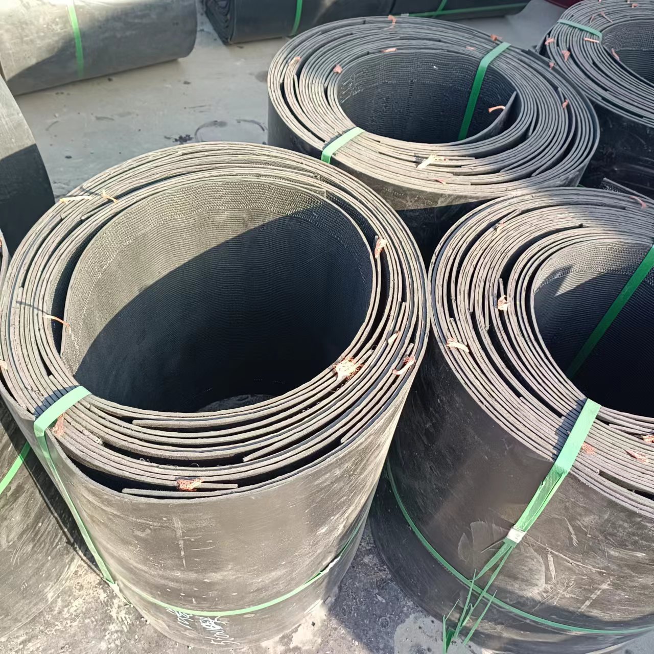 Shengzhang Hot Melt Sleeve Thermal Pipeline Engineering 1020 * 14 Polyethylene Electric Melt Sleeve with Good Corrosion Protection and Sealing