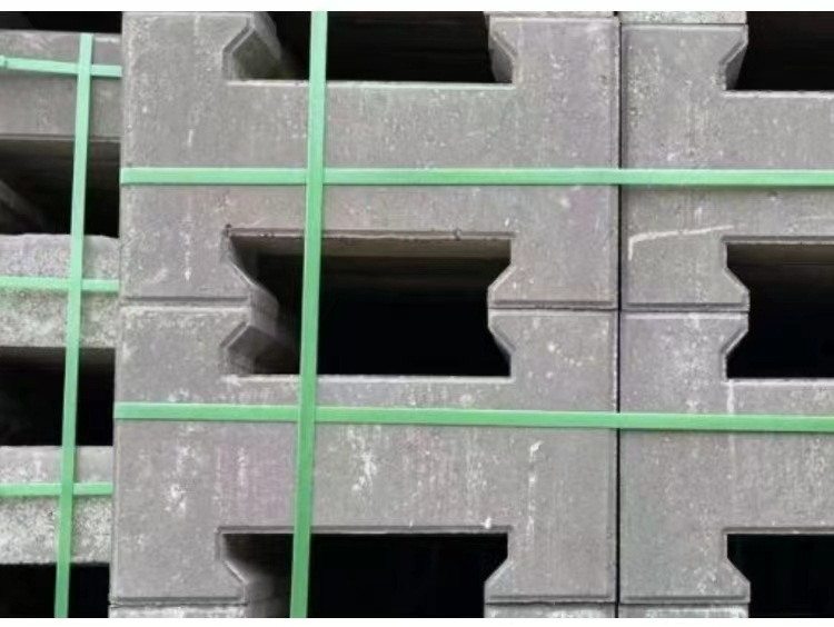 Concrete interlocking block interlocking I-shaped slope protection brick retaining park block brick