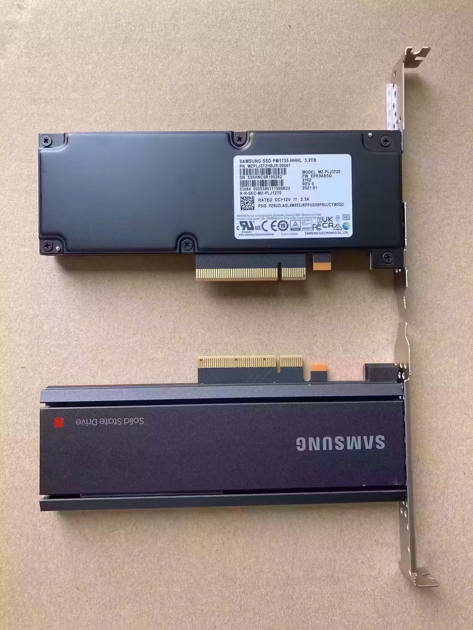 Samsung Solid-state drive PCI-e nvme 1.6TB SSD U.2 NVMe SAS 960G