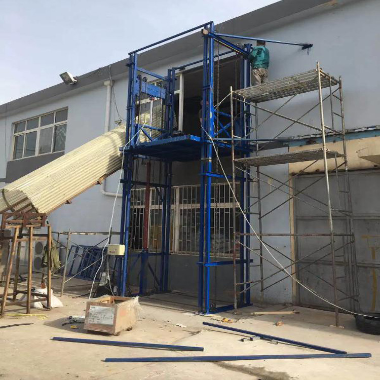 Lifting machinery - Hydraulic lifting of cargo elevators - Guide rail type lifting platforms - Indoor and outdoor cargo elevators for factory buildings