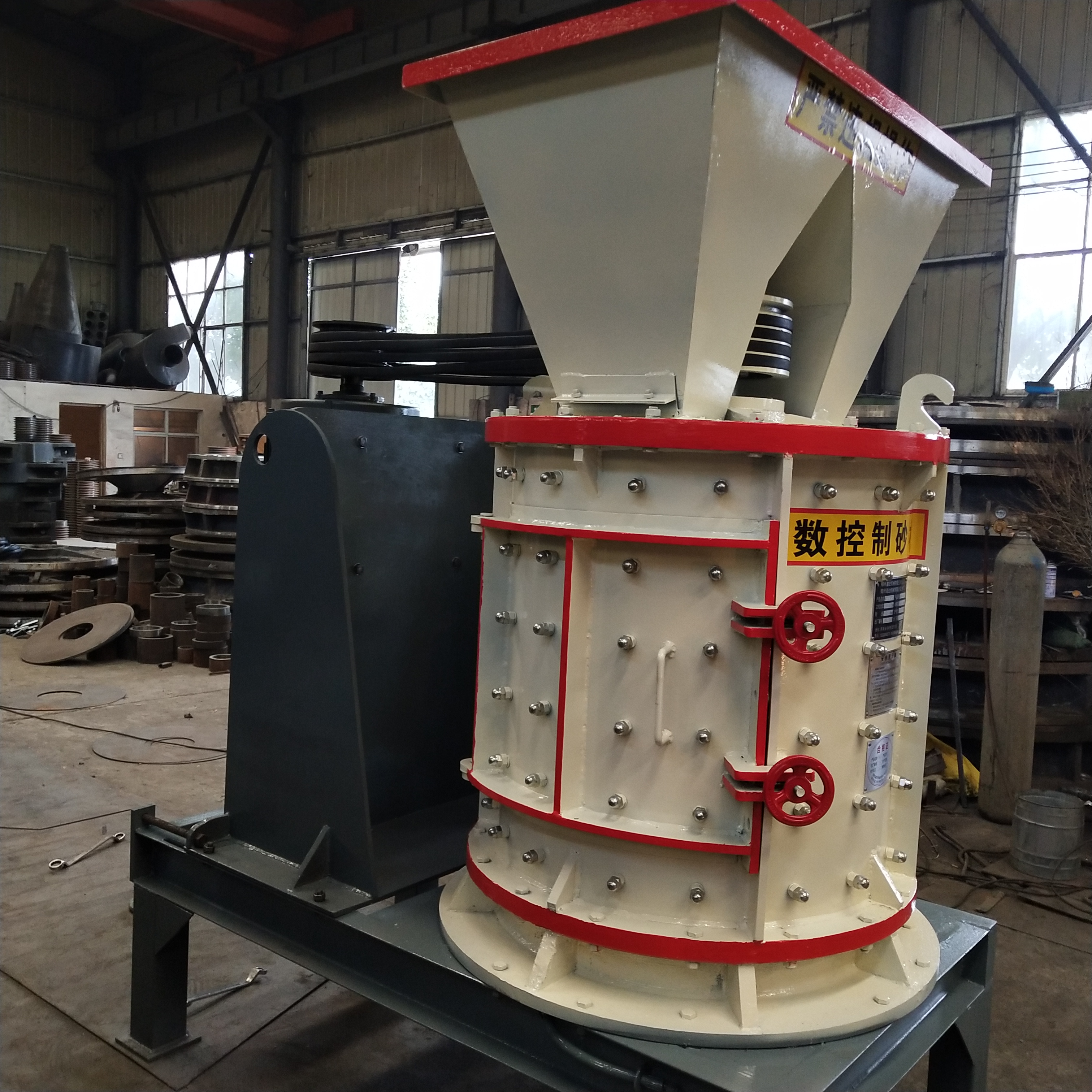 800 plate hammer, seven layer sand making machine, 150 mesh sand crusher, customized by Xinhong