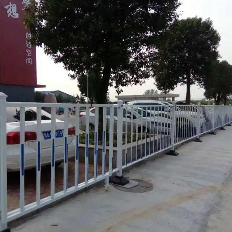机非隔离栏 城市护栏 小区内部马路分割围栏 厂家定制 兴百瑞